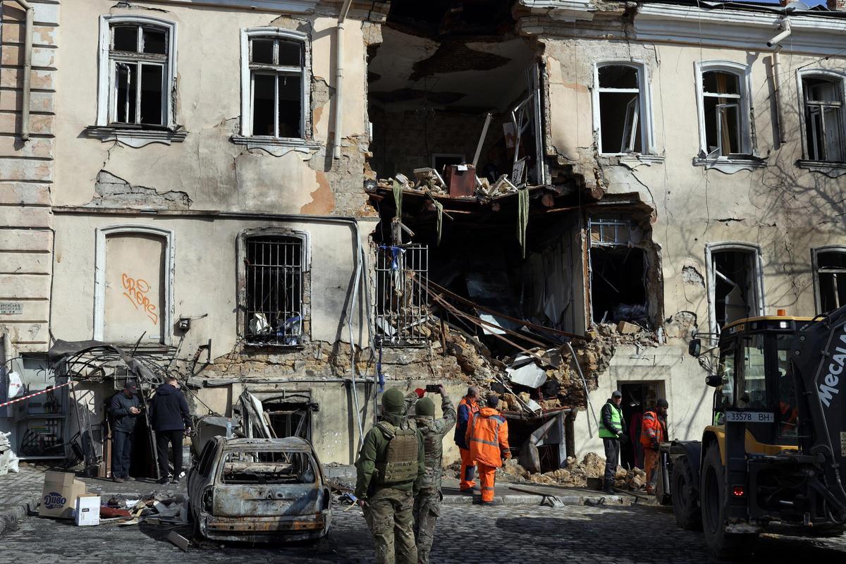 Archivo - Resultado de un ataque ruso con drones en Odesa, Ucrania