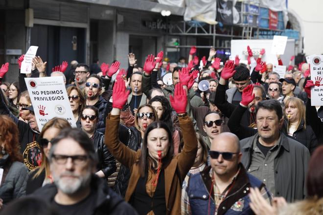 EN IMÁGENES: Así fue la manifestación de autónomos asturianos en Oviedo