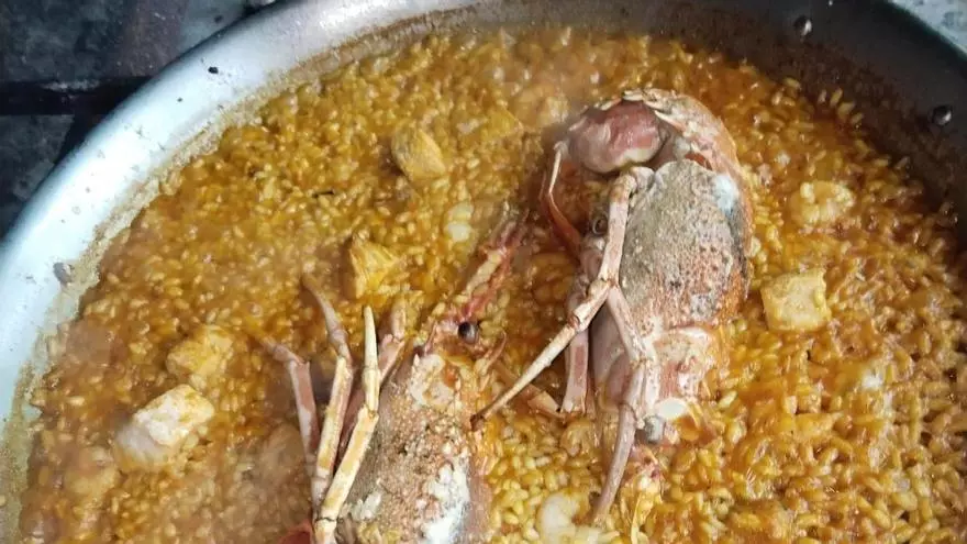 Paella valenciana, esmorzaret y huerta, la combinación perfecta en “El Famós”