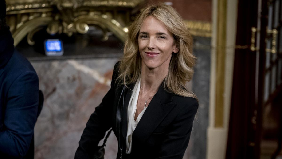 Durísimo rifirrafe en el Congreso: Cayetana Álvarez de Toledo acusa a ...