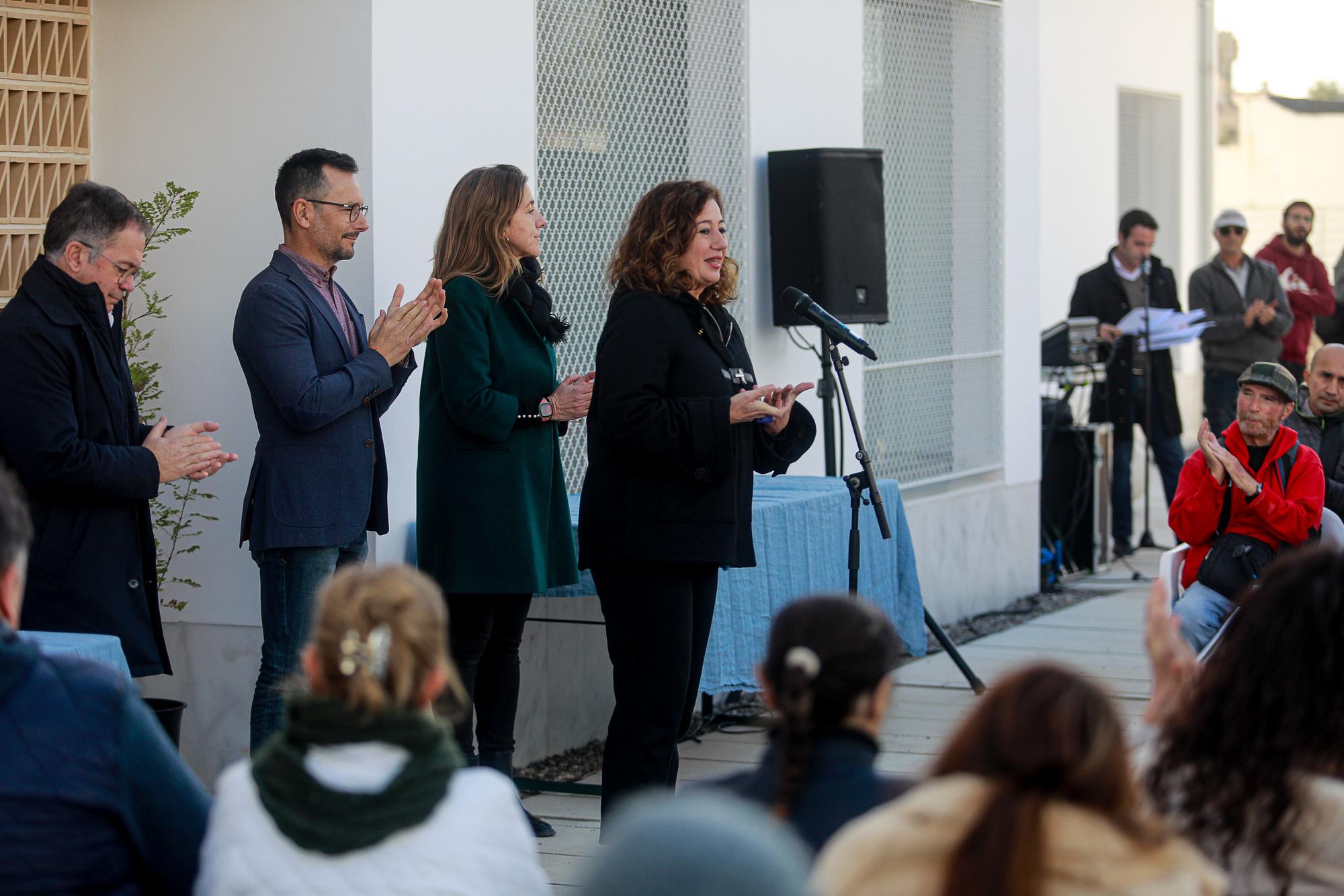 Entrega de las llaves de las VPO en Platja d'en Bossa