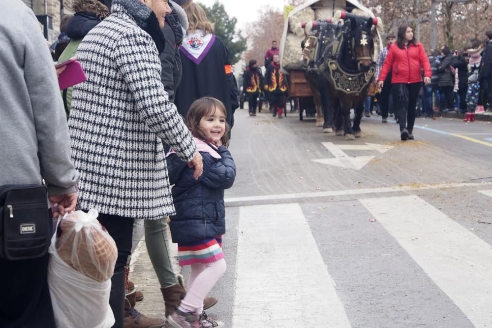 La pluja fa endarrerir la sortida dels Tres Tombs d'Igualada