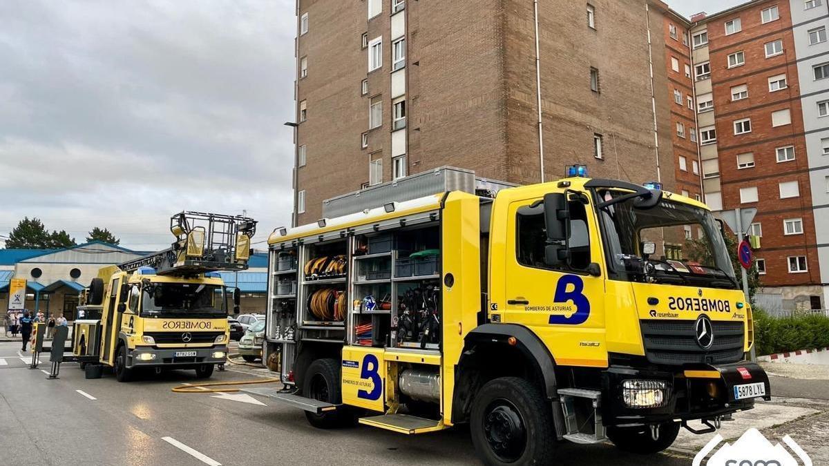 Un momento de la intervención de los Bomberos
