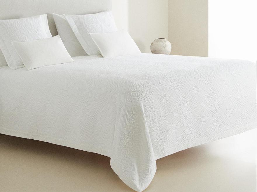 lanzador La oficina Dibujar Colchas Zara Home | Colchas cama 150: Tres colchas de algodón perfectas  para tu habitación
