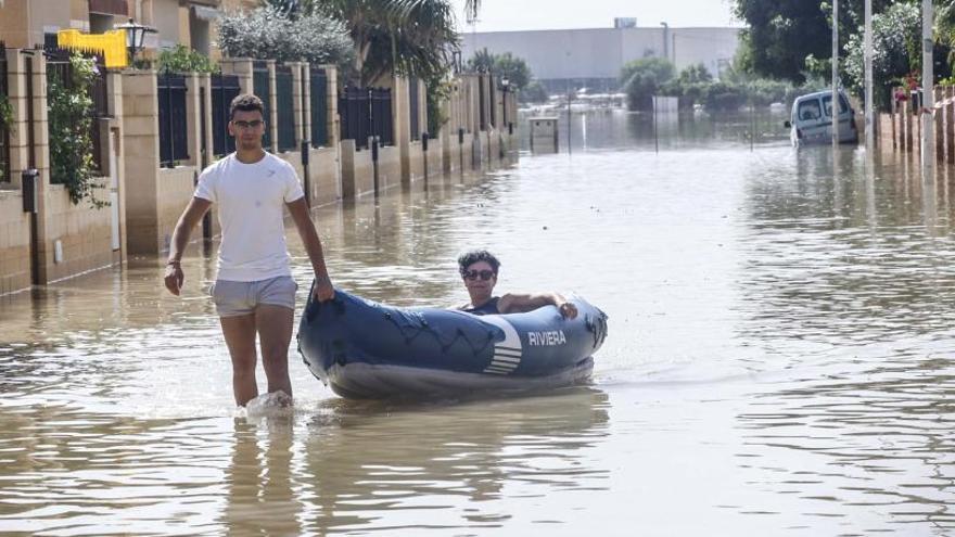 El lodo entierra al miedo