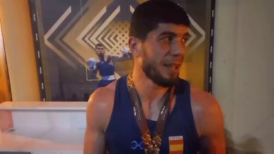 Gazi Jalidov consigue el bronce en el Mundial IBA en Dubai