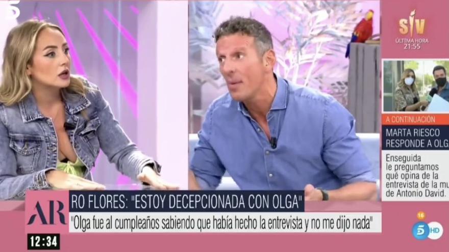 Rocío Flores critica la entrevista de Olga y Joaquín Prat estalla: &quot;Tu padre lleva 20 años poniendo a parir a tu madre&quot;