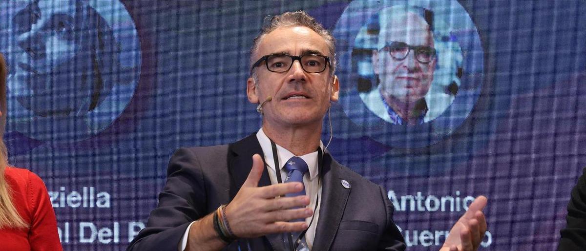 González Zorn, ayer en el foro celebrado en Vigo.