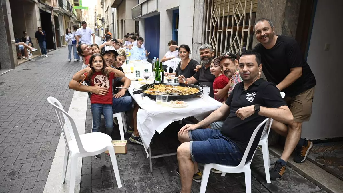 La fiesta continúa en Vila-real, pese a la lluvia