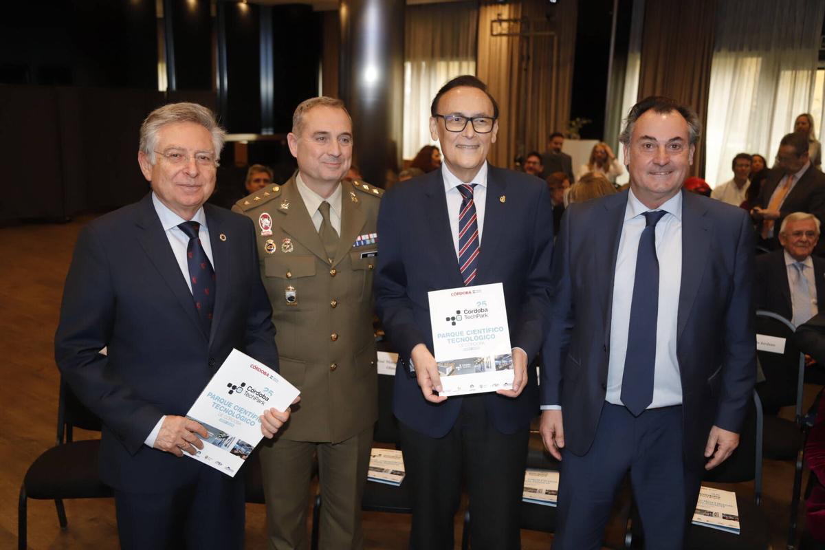 Diario CÓRDOBA edita un libro sobre la efeméride del parque