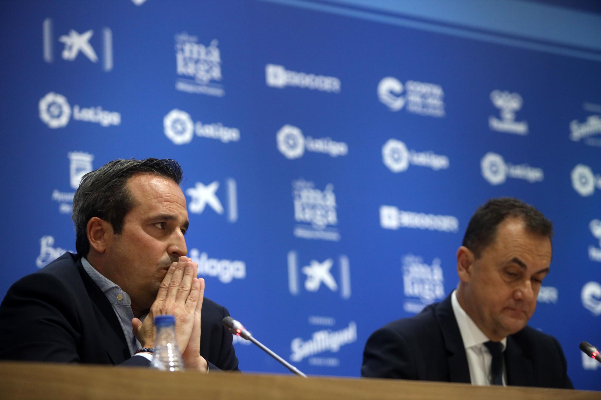 José María Muñoz y Kike Pérez, administrador concursal y director general del Málaga CF, en rueda de prensa