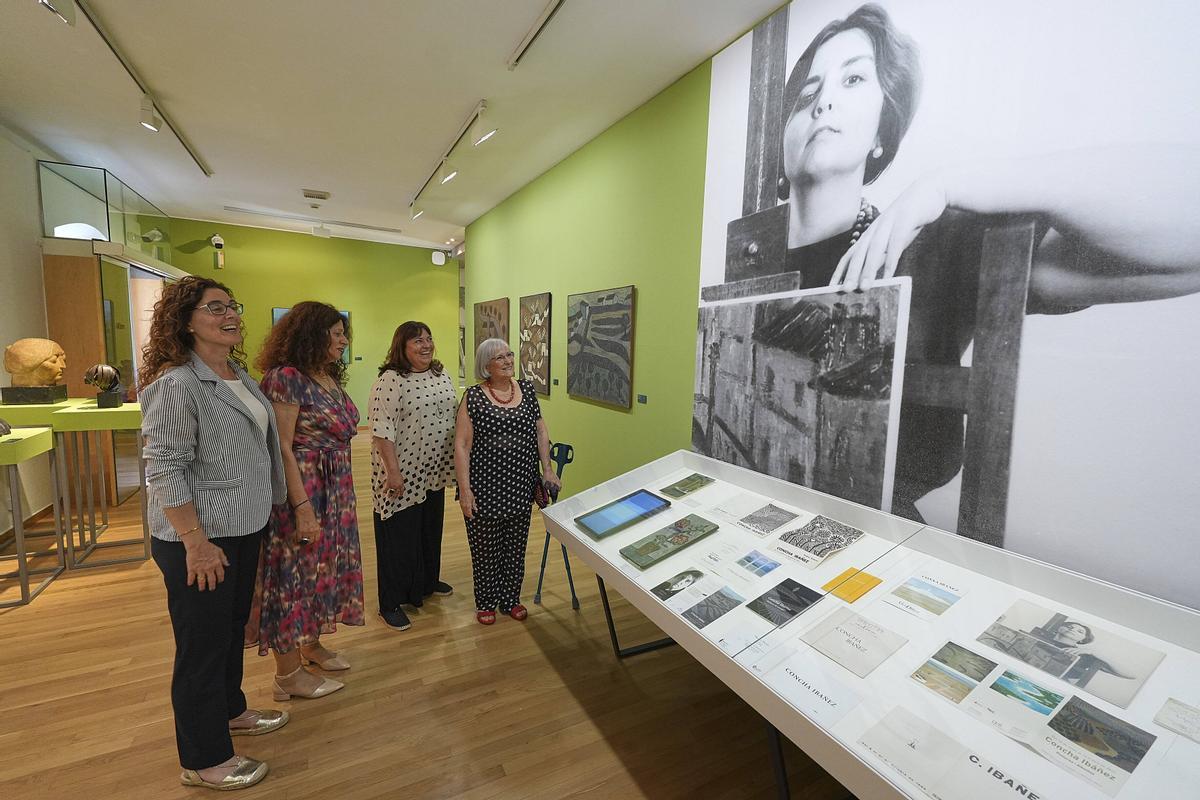 Les imatges de l’exposició dedicada a Concha Ibáñez al Museu d'Art
