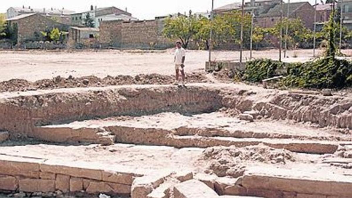 Carnaval anticipado Tierra de fortalezas Edificio modernista Ciudad de romanos_MEDIA_1