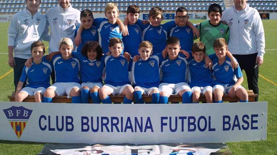 El CF Base Nuevo Burriana promou la passió sense límits pel futbol-8 PORTERS