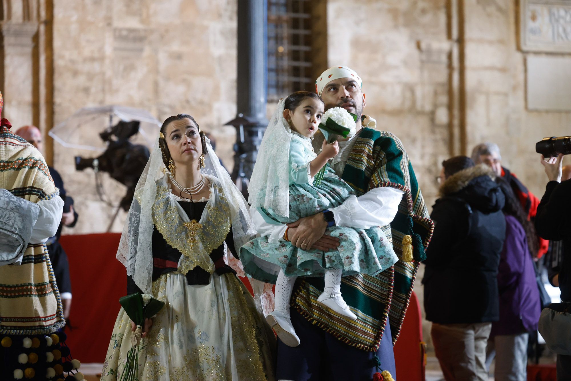Todas las fotos de la Ofrenda del 17 de marzo por la calle de la Paz de 21:00 a 22:00 horas