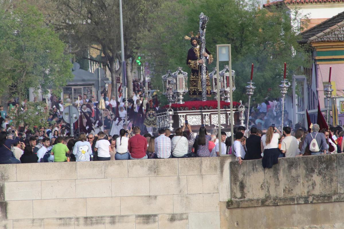 La Hermandad de la Vera Cruz en la tarde del Lunes Santo La Hermandad de la Vera Cruz en la tarde del Lunes Santo
