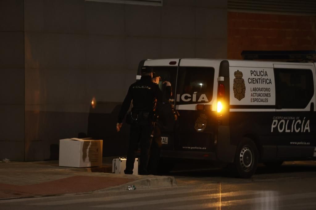 Investigan el homicidio de un hombre en una vivienda de Manises