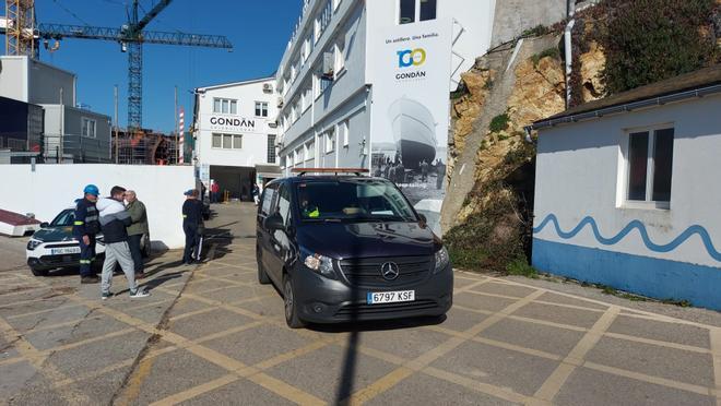 EN IMÁGENES: Fallece un trabajador en Astilleros Gondán, en Castropol