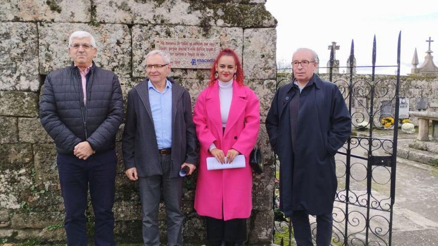 A lingua vive no cemiterio: “Grazas ás persoas que aquí xacen, Galicia ten cultura e lingua de seu”