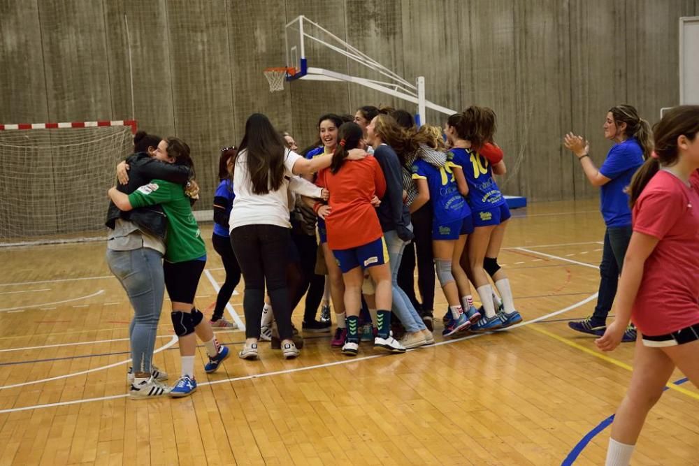 Balonmano: el Maristas Cartagena, campeón regional infantil femenino