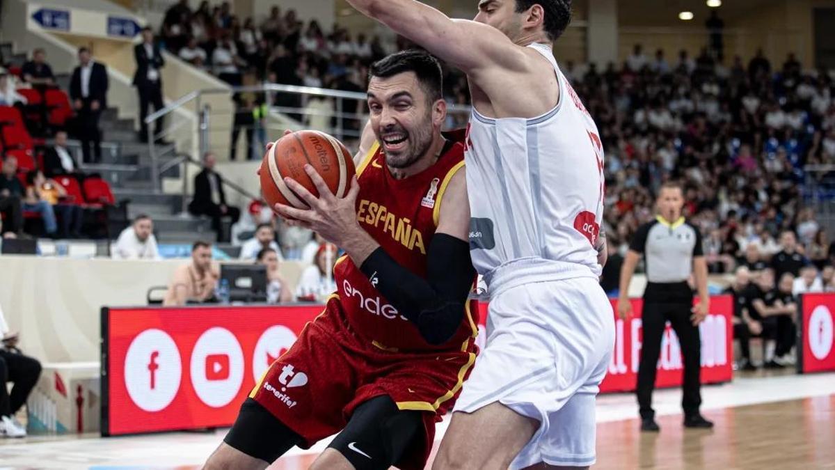 Pierre Oriola, en l'últim partit que va jugar, a la pista de Geòrgia
