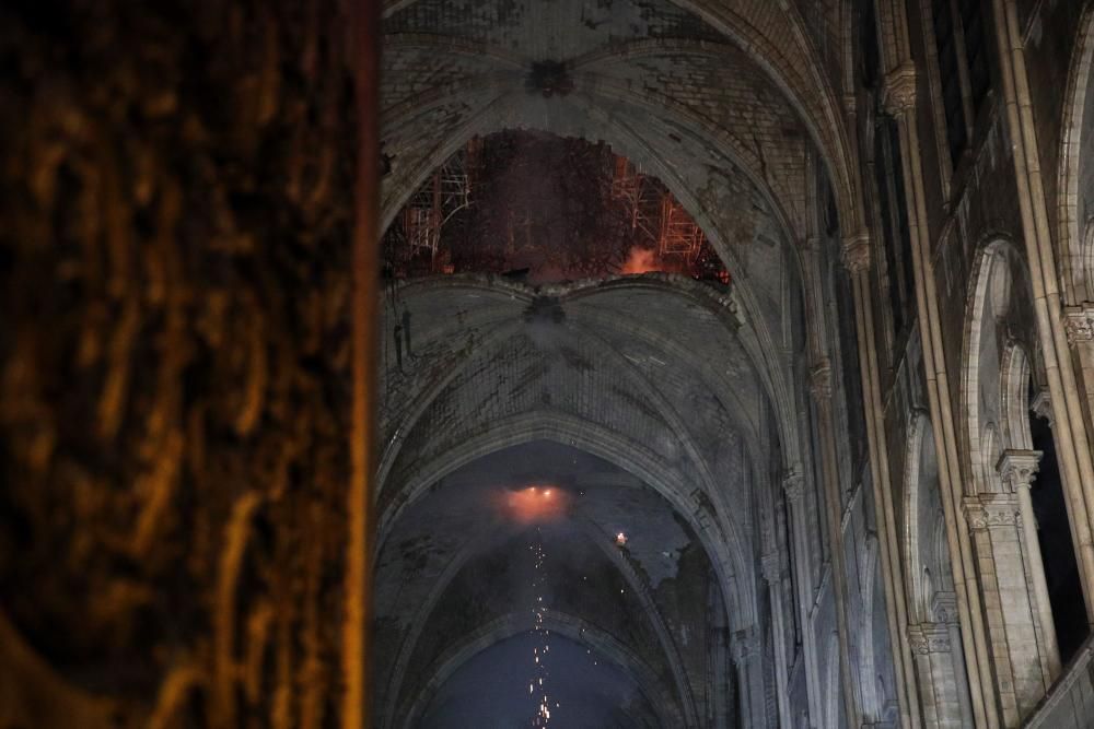 Incendio en la catedral de Notre Dame de París