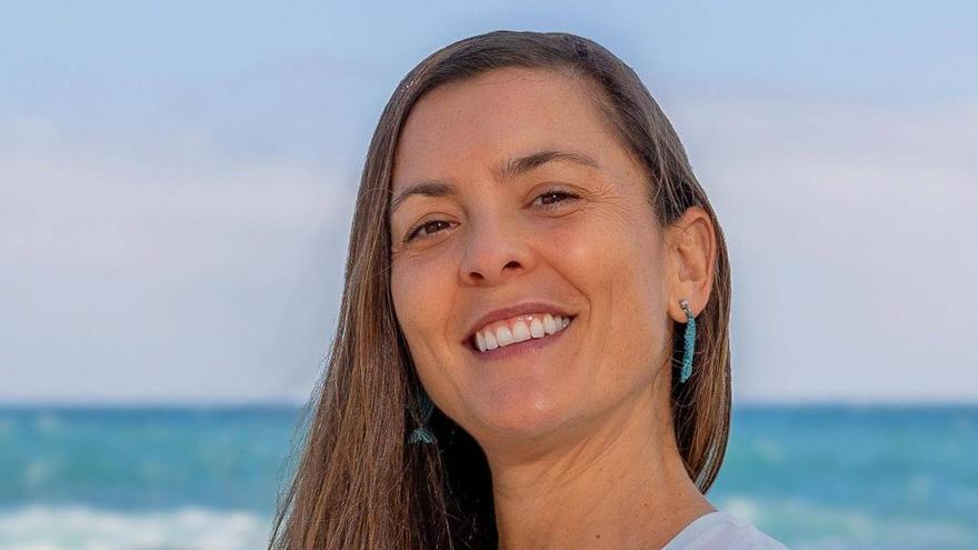 Maite Asensio Elvira, investigadora marina: «Canarias tiene 78 especies de tiburones y rayas registradas»