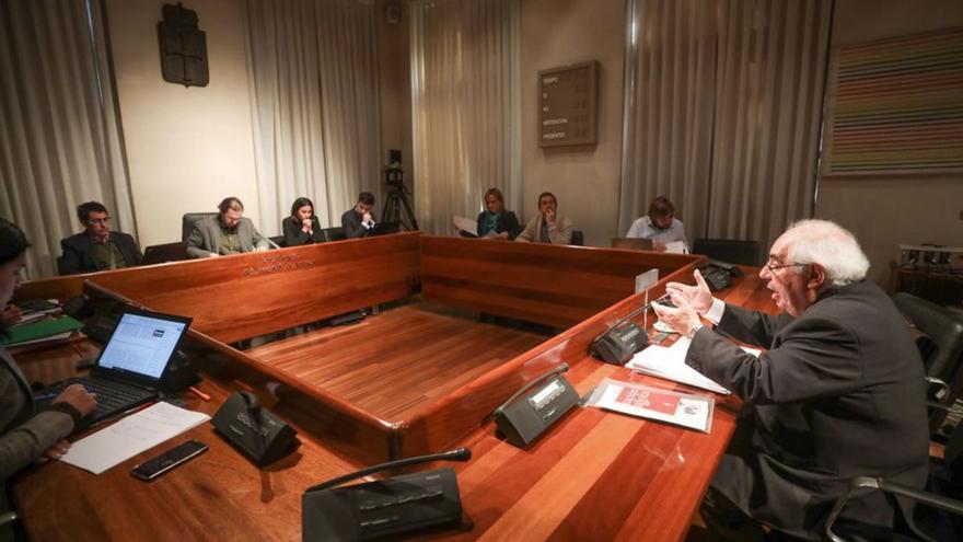 Vicente Álvarez Areces, en la comisión por los fondos de formación de UGT. | LUISMA MURIAS