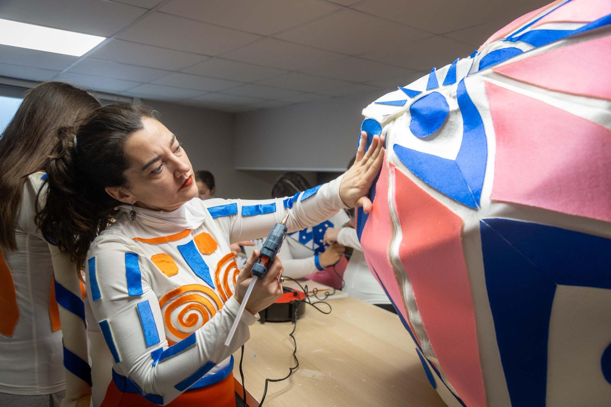 La papelería de Arteixo convertida en taller de Sargadelos