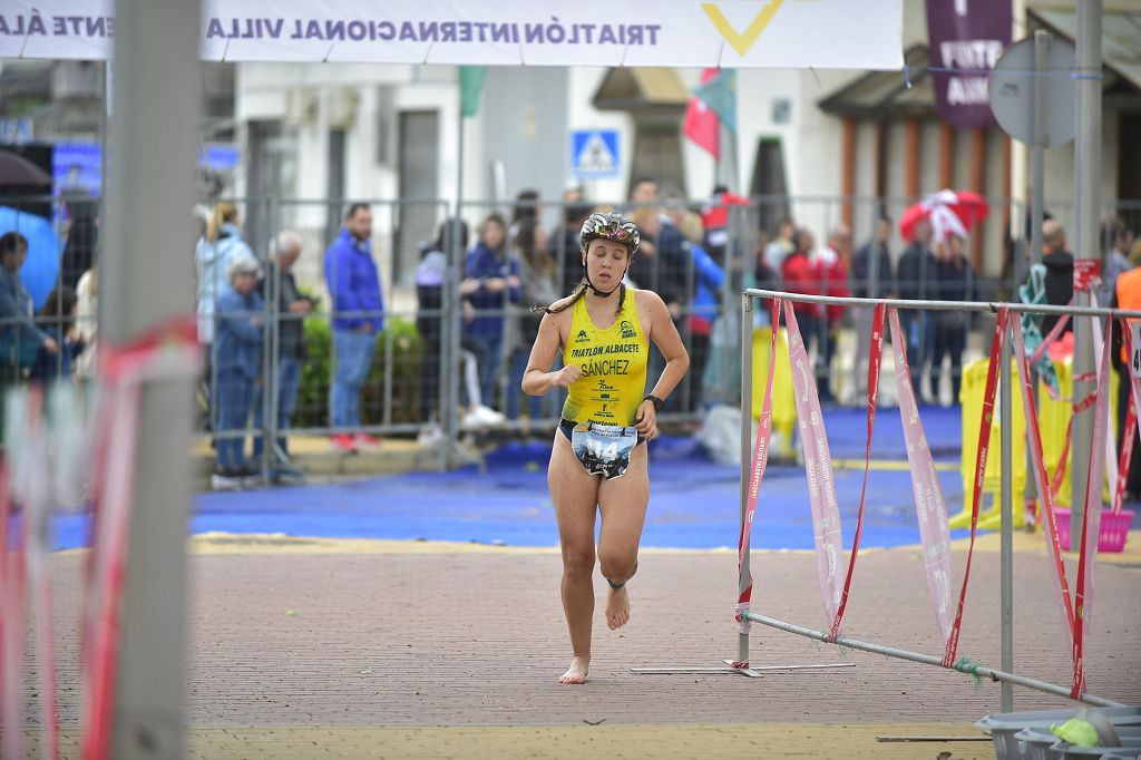 Llegada del triatlón de Fuente Álamo (II)