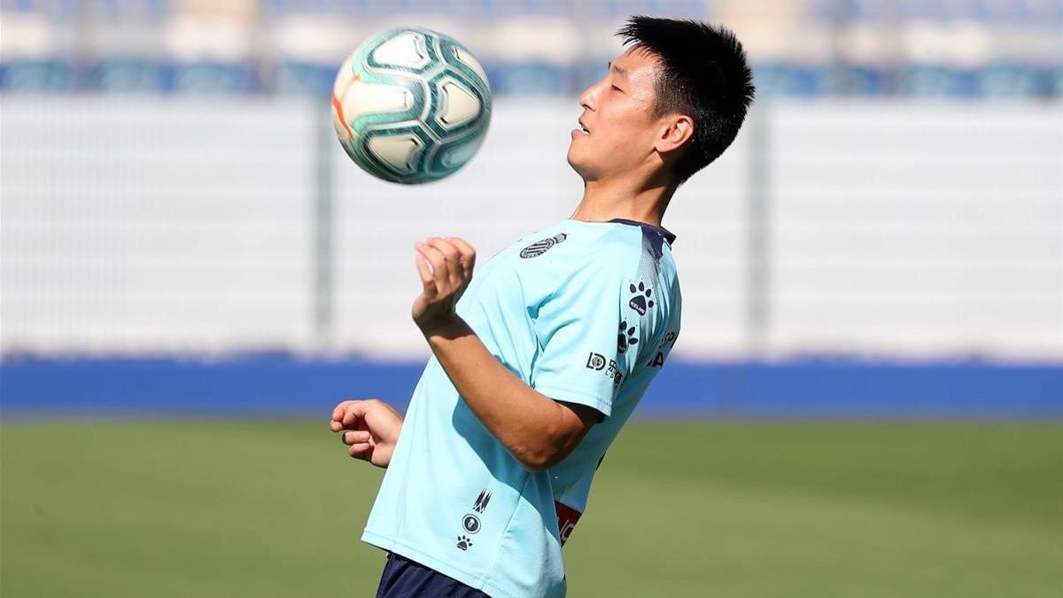 segea53872952 23 06 20 rcd espanyol entrenamiento wu lei    foto carlos mi200624200556