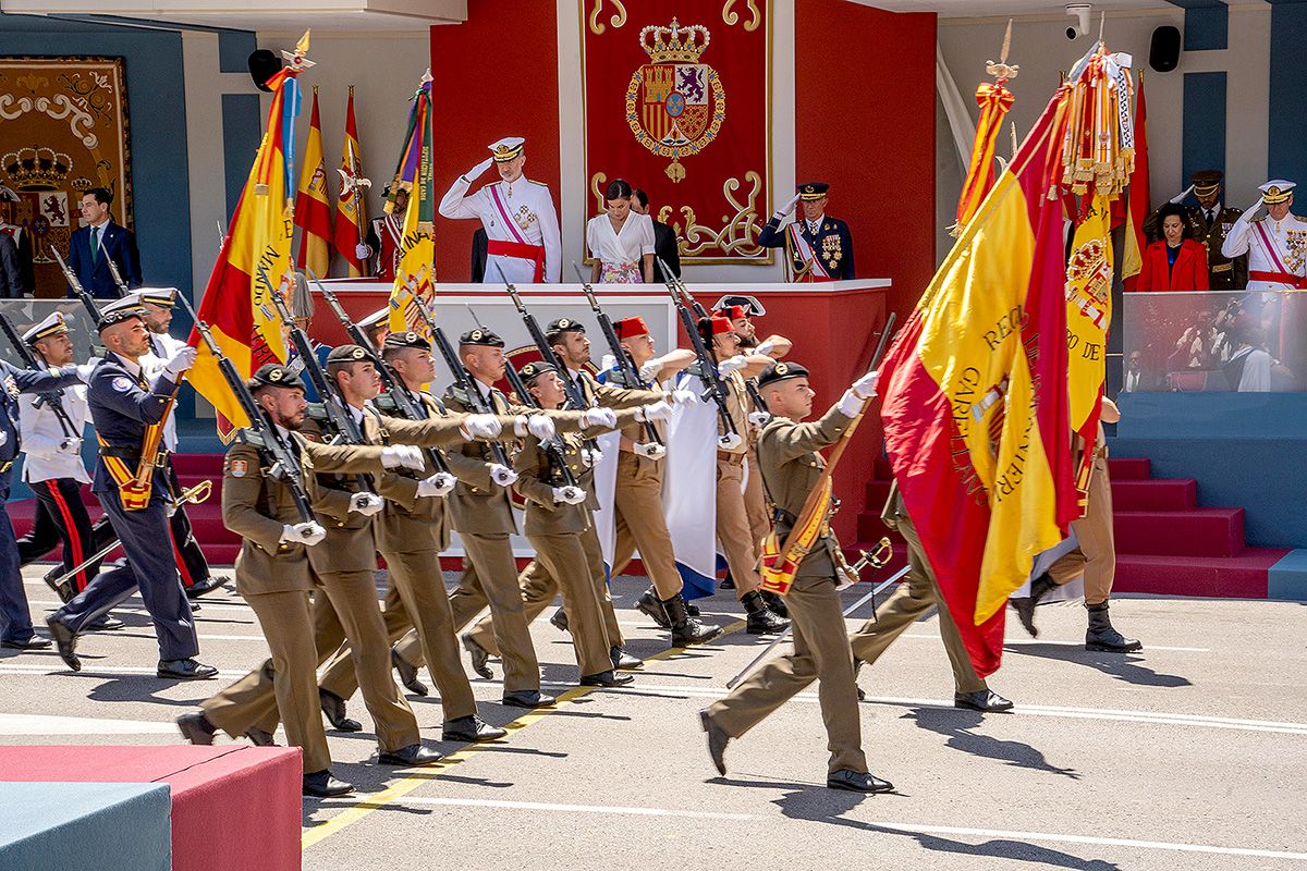 La Brigada Guzmán el Bueno X, participa en el Desfile del Día de las Fuerzas Armadas