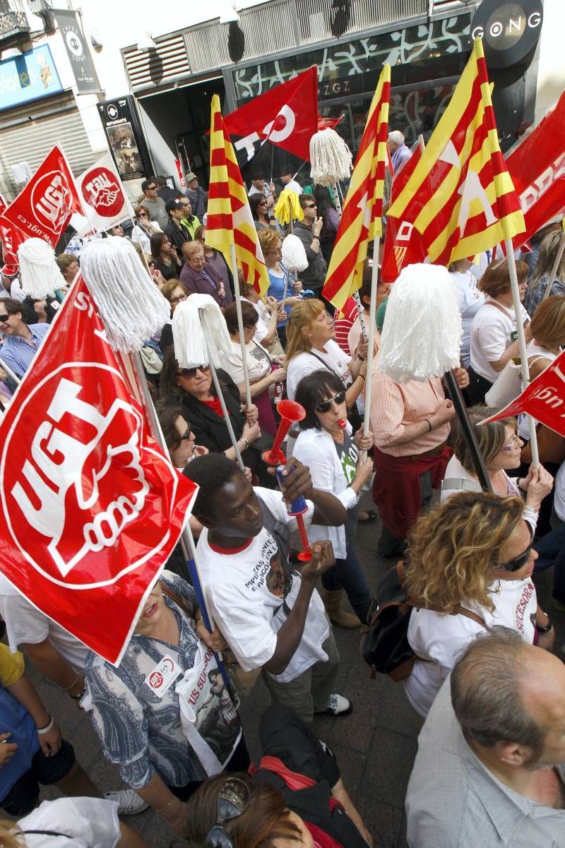 Fotogalería:  Manifestación en favor de los trabajadores de limpieza