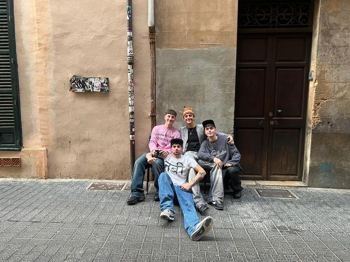 Eduard Pascual, Marc Ferrer, Sergi Martínez y Joan Pérez (productora Galgos) creadores de Prophet