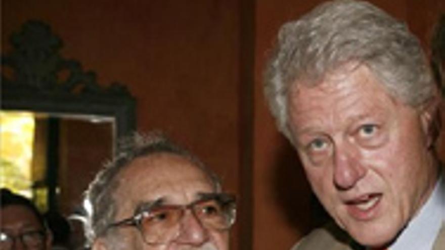 Bill Clinton: El expresidente hace acopio de puros