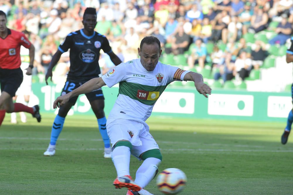 La victoria del Elche ante el CD Lugo en imágenes