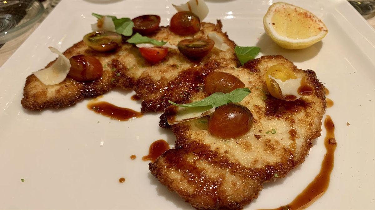 El escalope de pollo del restaurante de Robuchon en Madrid.