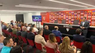 Del Nido Carrasco preside el 18 aniversario del club de empresas del Sevilla FC