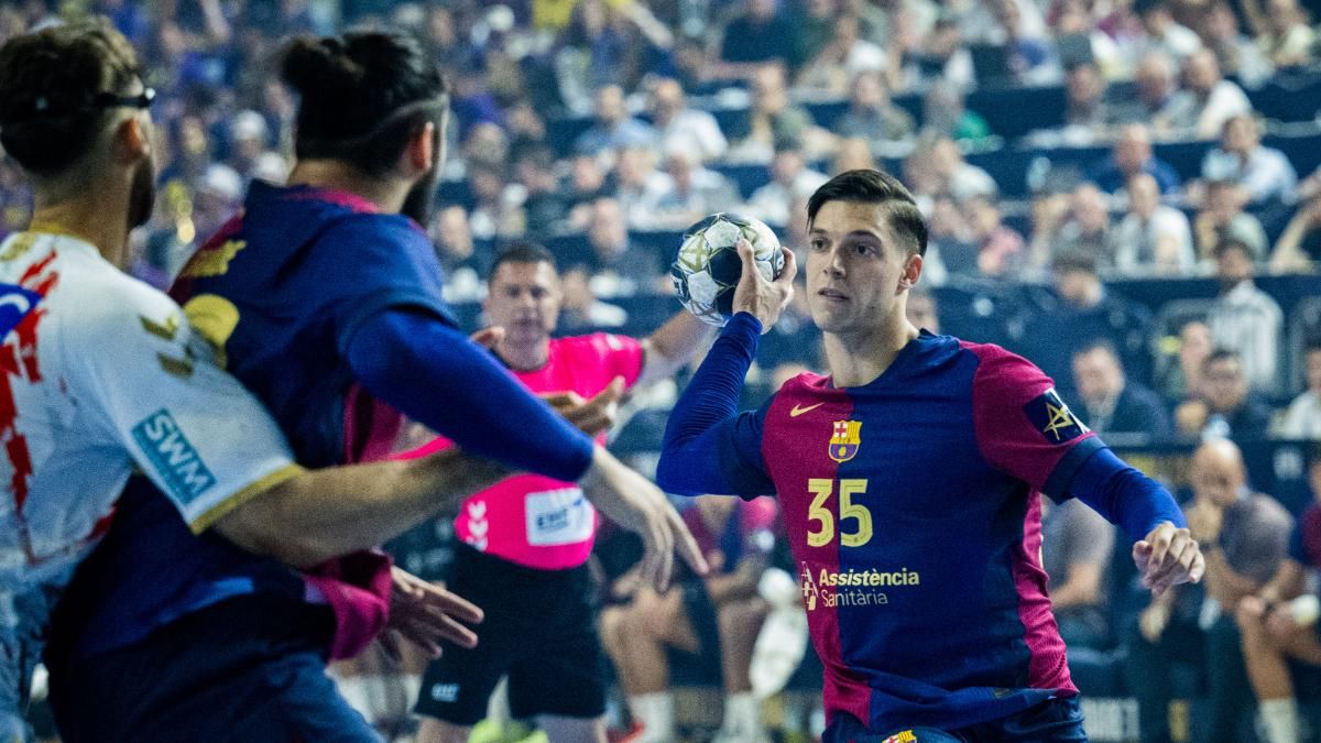 Domen Makuc tantea un posible pase a Luís Frade