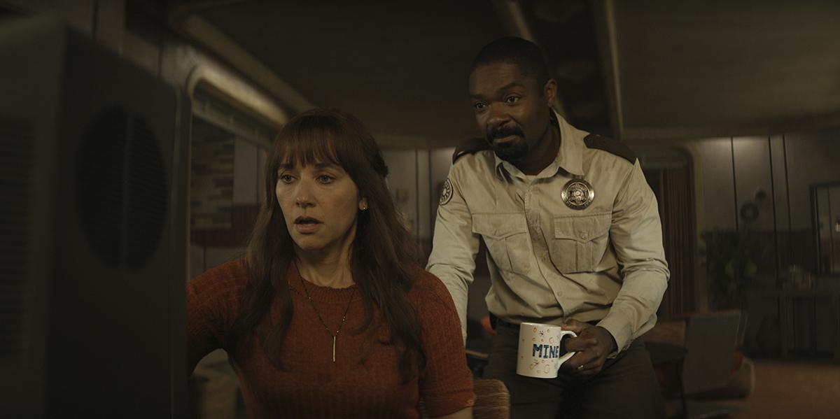 Rashida Jones i David Oyelowo en «Silo»