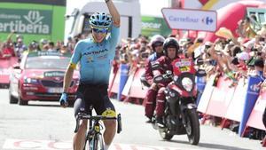 segea39933955 astana pro team s colombian cyclist  miguel angel lopez more170903172951