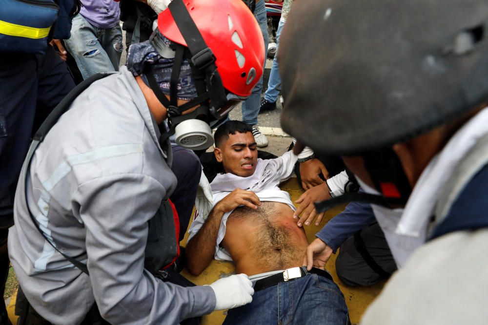 Continúan las protestas contra Maduro en Venezuela