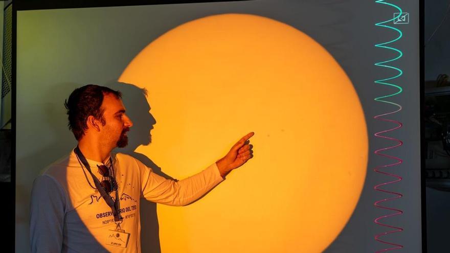 Martín Gómez, astrofísico coruñés: "A nivel científico, hoxe unha eclipse non ten tanto impacto como tiña antes"
