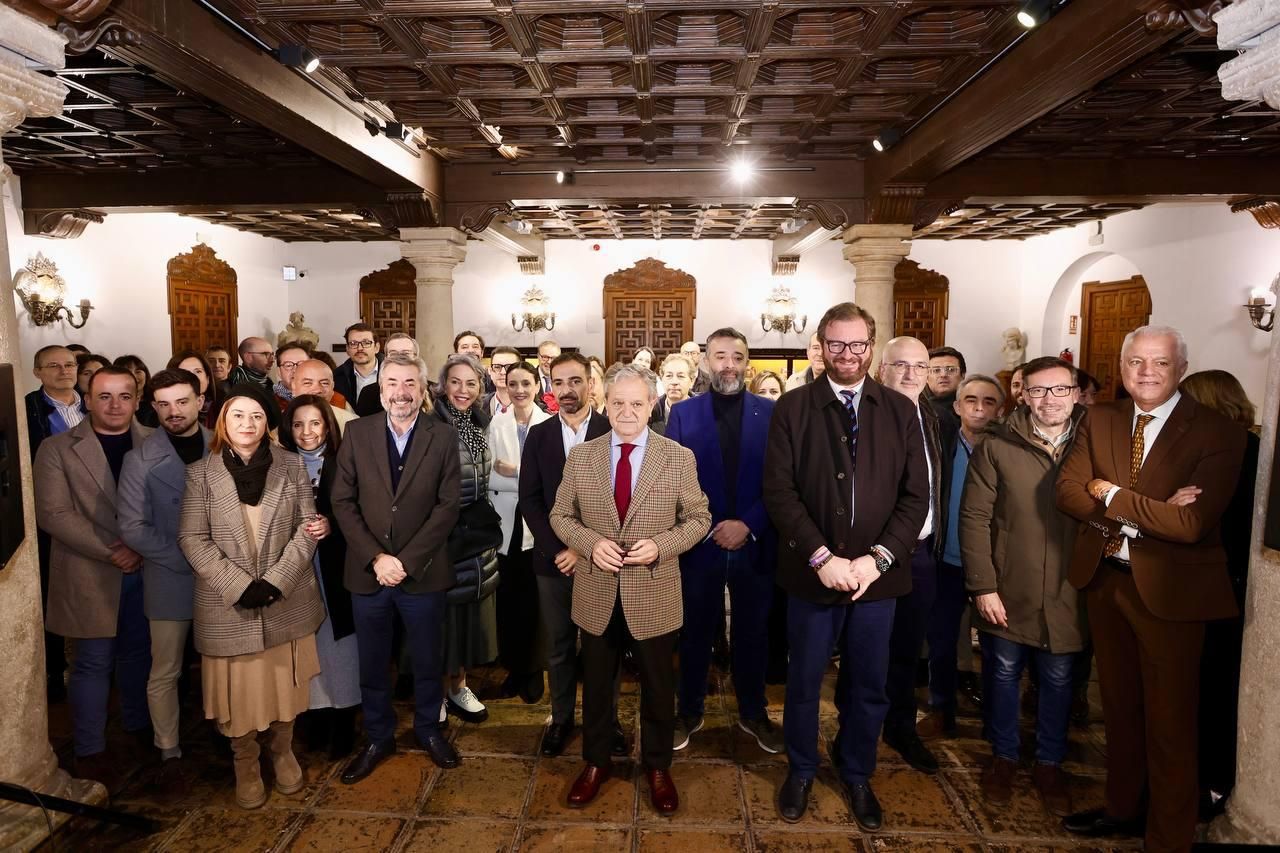 La Diputación ofrece el tradicional desayuno navideño a los medios