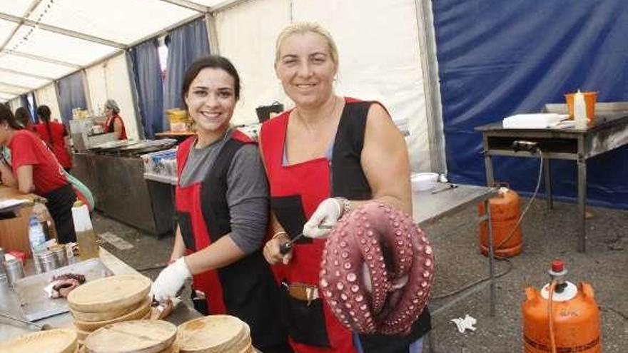 Cocineras de la Festa da Cigala. // Santos Álvarez