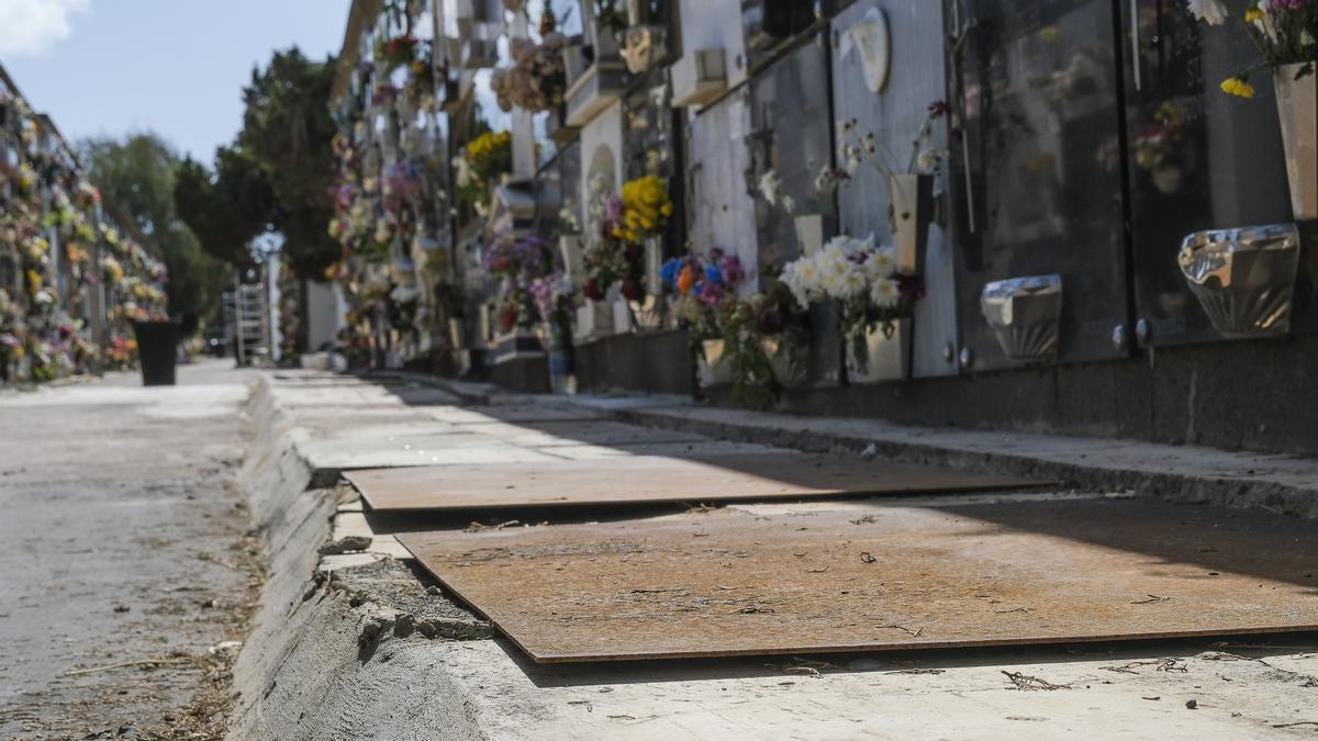 Deterioro en las instalaciones del cementerio de San Lázaro