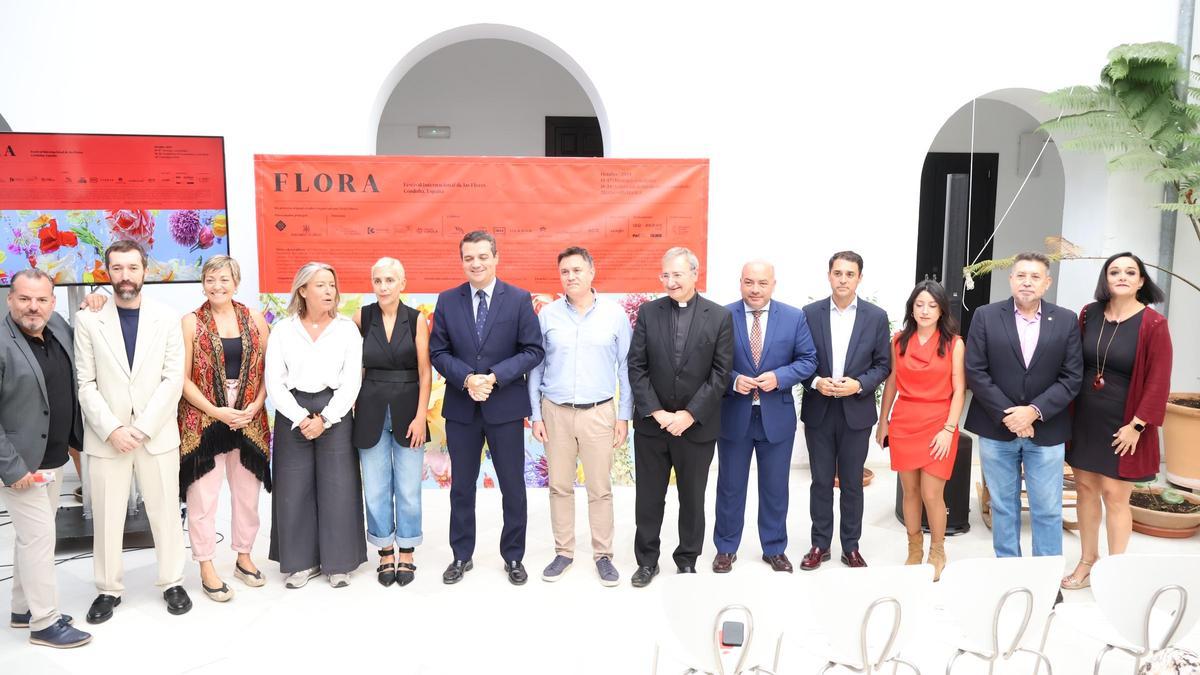 Autoridades, durante la presentación de Flora 2024.