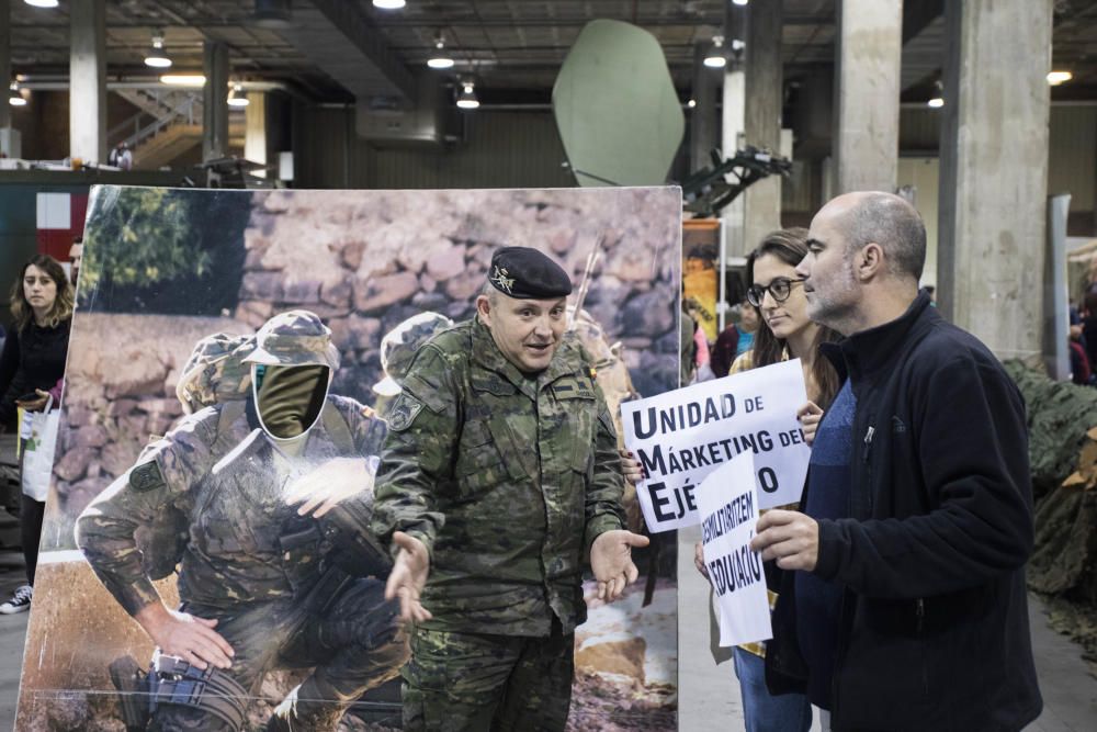 Cientos de niños y niñas disfrutan de Expojove 2019