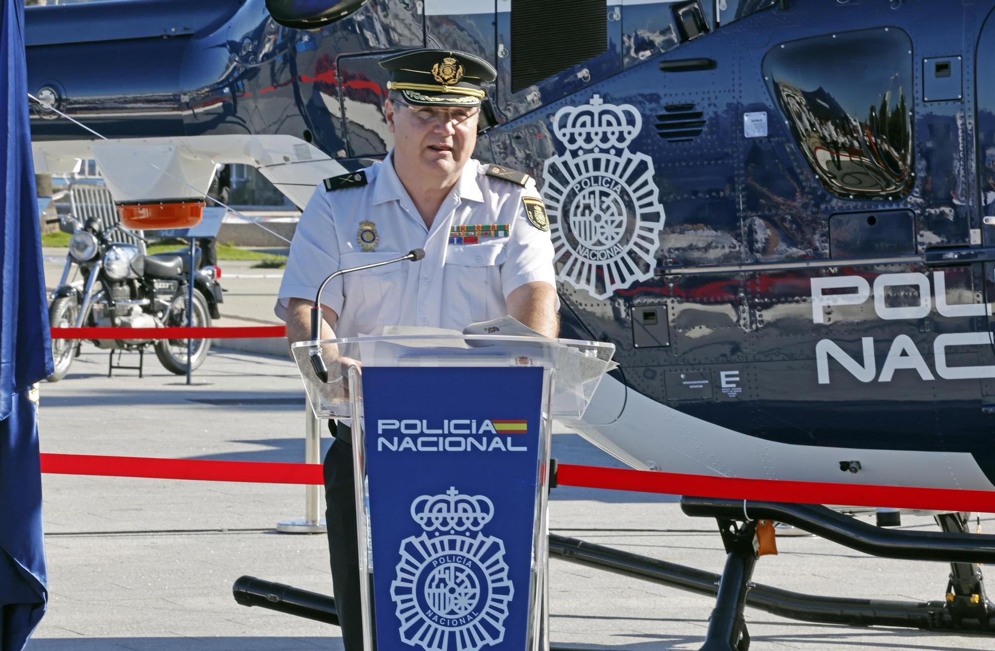 Vigo inaugura con la "Exposición de Medios" las celebraciones del Día de la Policía Nacional