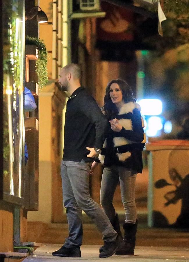 Gonzalo Miró y Malú por las calles de Madrid